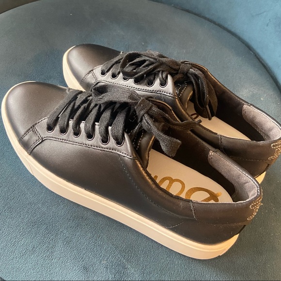 Sam Edelman Black Lace Up Sneakers - Picture 1 of 3